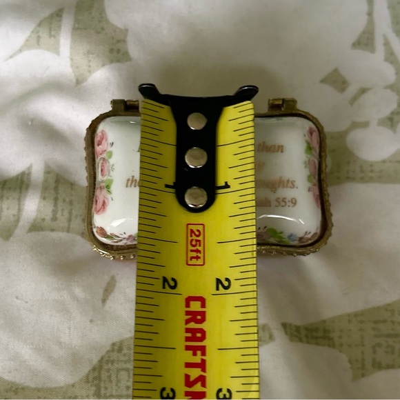 VTG Porcelain Floral Faith Based Mini Trinket Box Bible Verse Collectible Accent - Picture 10 of 11